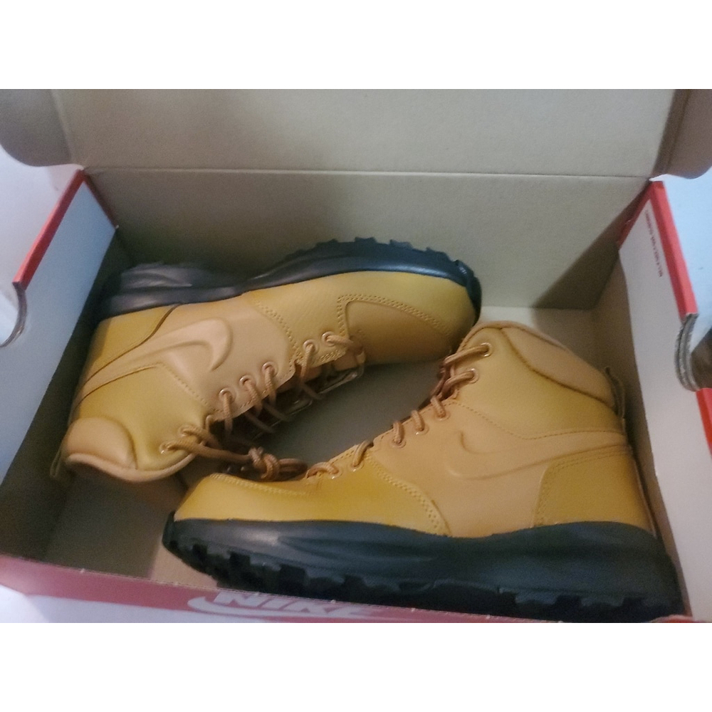 Boys Nike Manoa LTR Wheat/Black 5Y - Picture 3 of 7